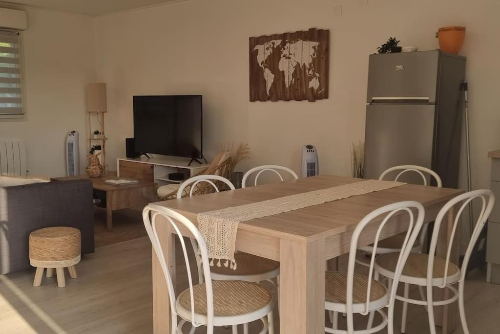Maison Au Calme Entre Collegues Ou Famille - La Boheme - Saint-Seurin-sur-l'Isle エクステリア 写真