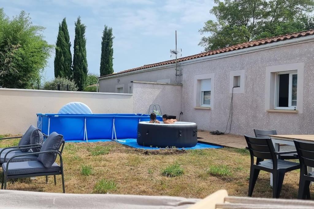 Maison Au Calme Entre Collegues Ou Famille - La Boheme - Saint-Seurin-sur-l'Isle エクステリア 写真