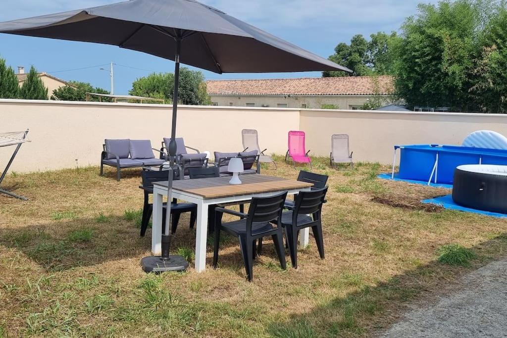 Maison Au Calme Entre Collegues Ou Famille - La Boheme - Saint-Seurin-sur-l'Isle エクステリア 写真